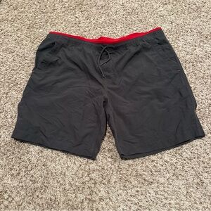 The North Face Shorts‎ Mens XXL Gray Red Board Short Unlined + Pockets Nylon